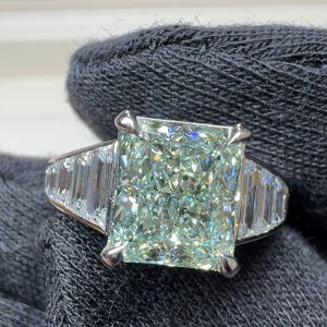 Spearmint Splendor Platinum Diamond Ring - 3.61ct Fancy Yellowish Green Radiant